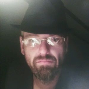 Meet your Posher, Joshua